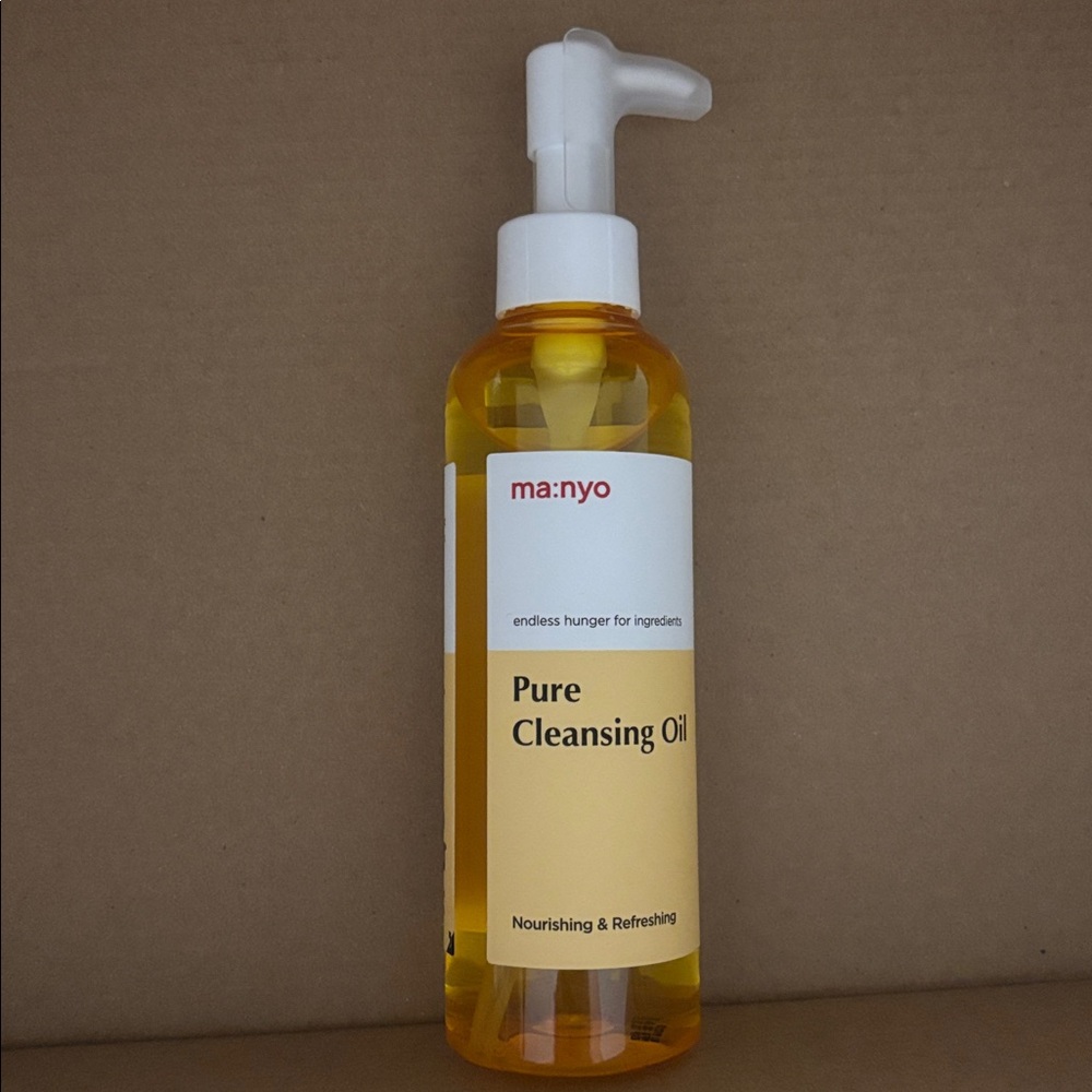 Ma:nyo Pure Cleansing Oil